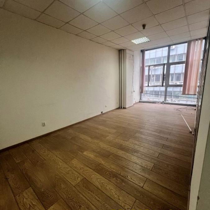Lokal za izdavanje, Trg Nikole Pašića, Beograd, 1400m², 25.200 €/mes
