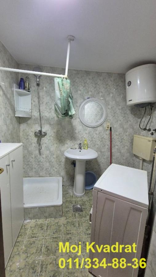Dvosoban stan na prodaju, Đeram Pijaca, Beograd, 37m², 1. sprat, 109.800 €