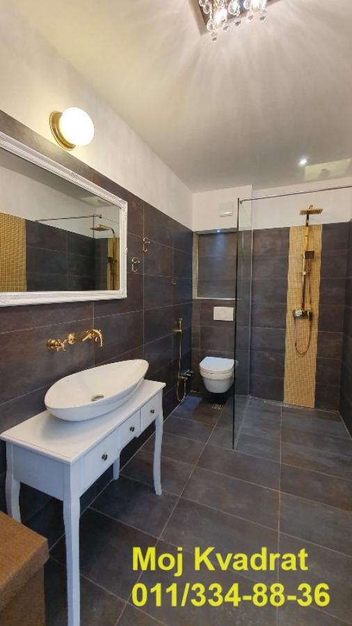 Kuća za izdavanje, Golf Naselje, Beograd, 500m², 6.500 €/mes