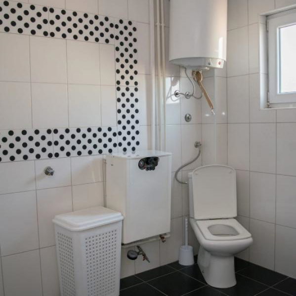 Kuća na prodaju, Ledine, Beograd, 265m², 340.000 €