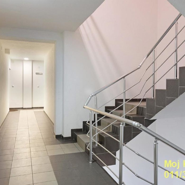Trosoban stan na prodaju, Veliko Gradište, 75m², 75.600 €
