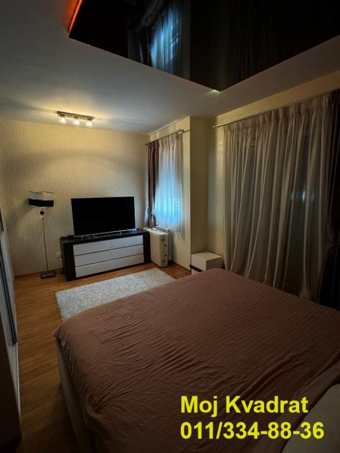 Petosoban stan na prodaju, Skojevsko Naselje, Beograd, 270m², 580.000 €