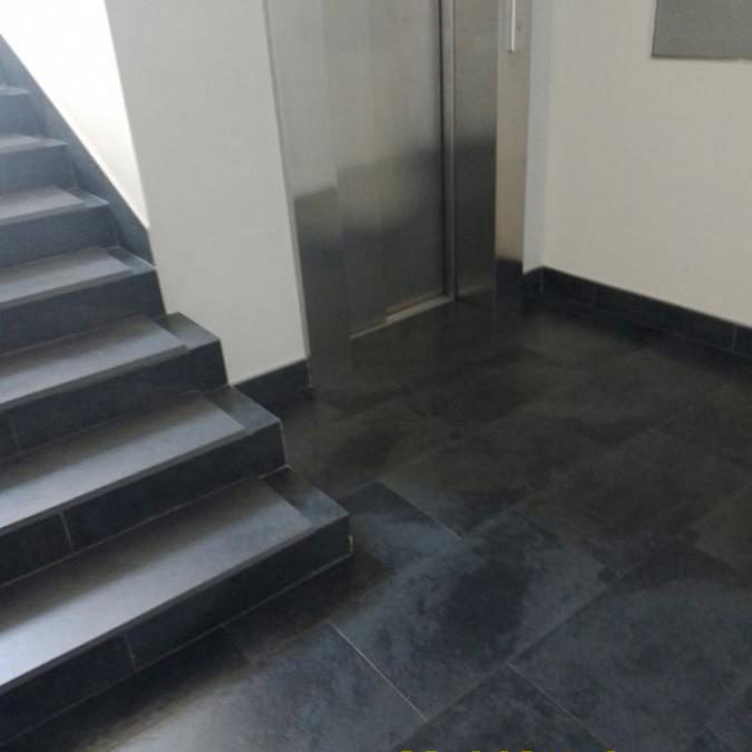 Trosoban stan za izdavanje, Vukov Spomenik, Beograd, 126m², 1.550 €/mes