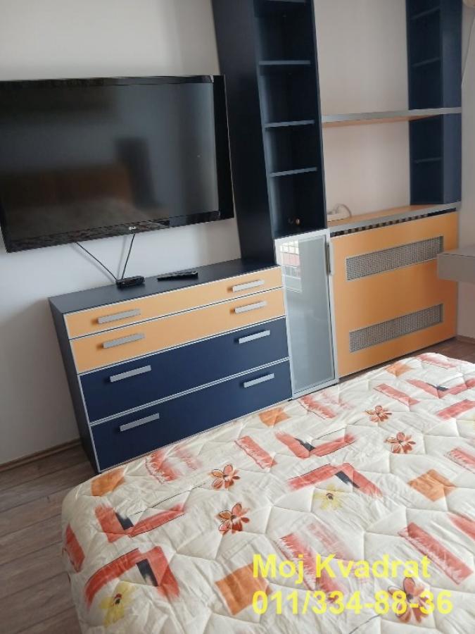 Četvorosoban stan za izdavanje, Hala Pionir, Beograd, 99m², 1.200 €/mes