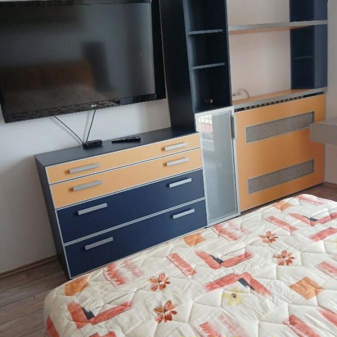 Četvorosoban stan za izdavanje, Hala Pionir, Beograd, 99m², 1.200 €/mes