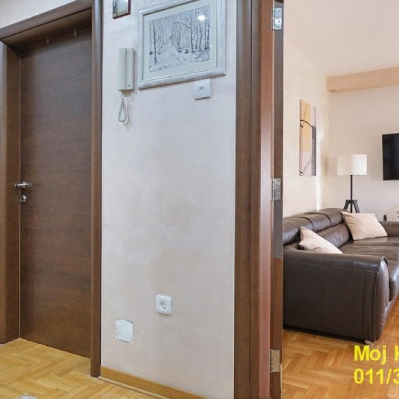 Trosoban stan na prodaju, Filmski Grad, Beograd, 61m², 187.000 €