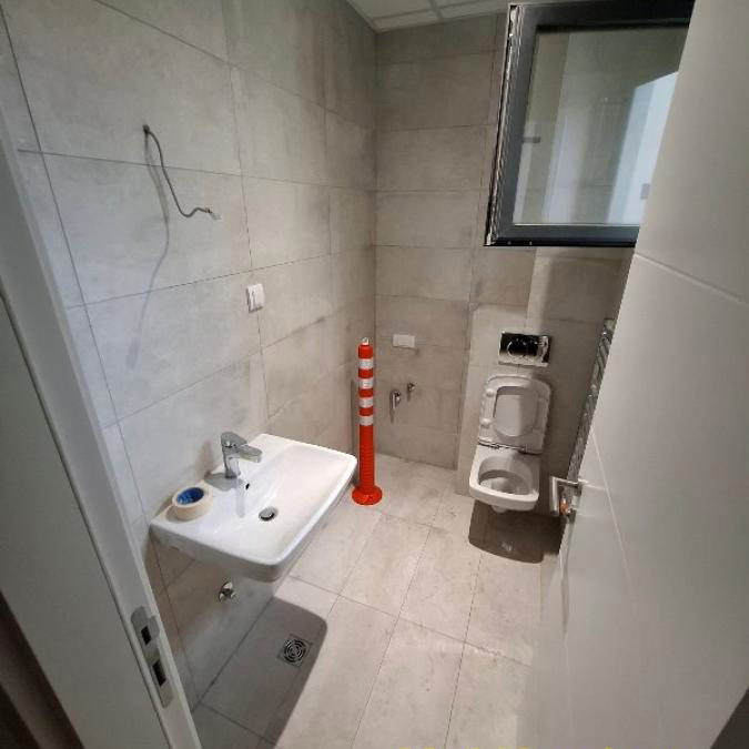 Dvoiposoban stan na prodaju, Banovo Brdo, Beograd, 54m², 214.900 €