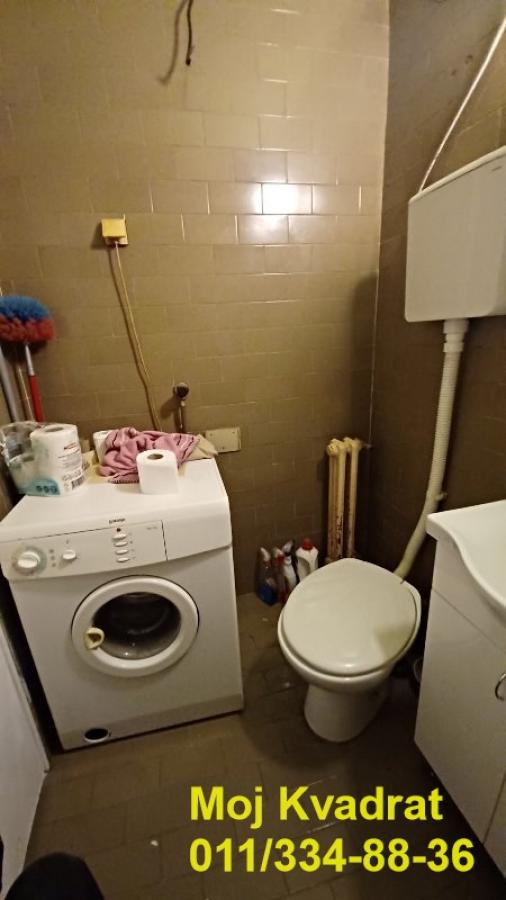 Trosoban stan na prodaju, Banovo Brdo, Beograd, 75m², 210.000 €
