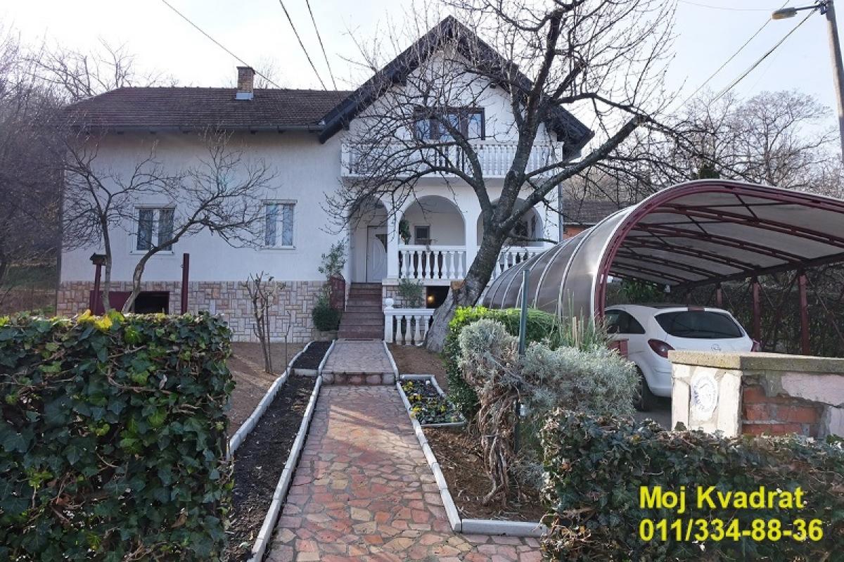 Kuća na prodaju, Zvezdarska Šuma, Beograd, 214m², Prizemlje, 330.000 €