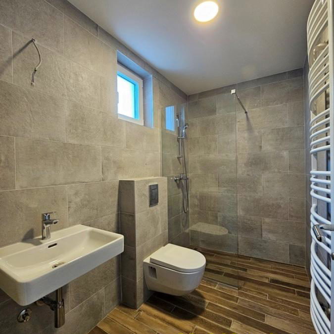 Četvorosoban stan na prodaju, Vukov Spomenik, Beograd, 110m², 415.800 €