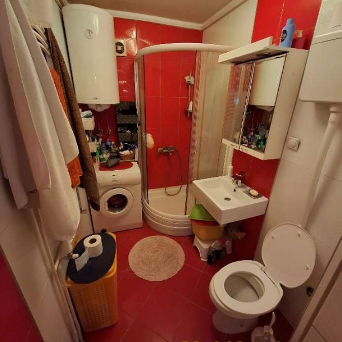 Četvoroiposoban stan na prodaju, Banovo Brdo, Beograd, 103m², 279.000 €