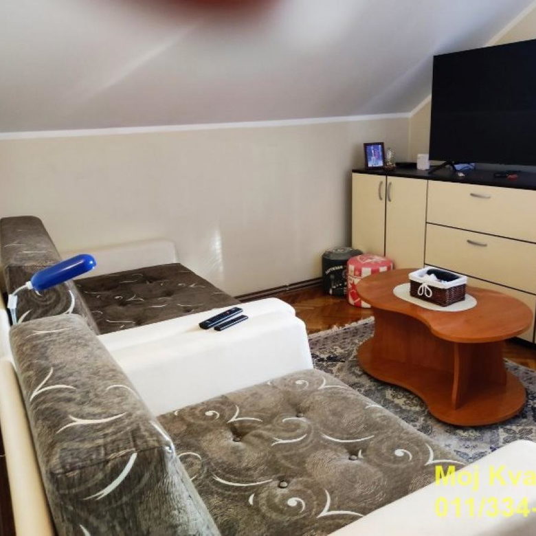 Petosoban stan na prodaju, Zemun Polje, Beograd, 104m², 160.000 €
