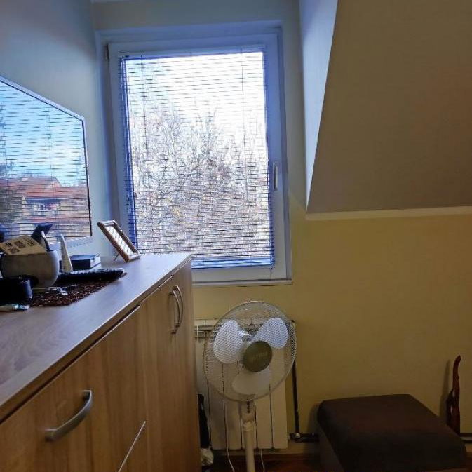 Petosoban stan na prodaju, Zemun Polje, Beograd, 104m², 160.000 €