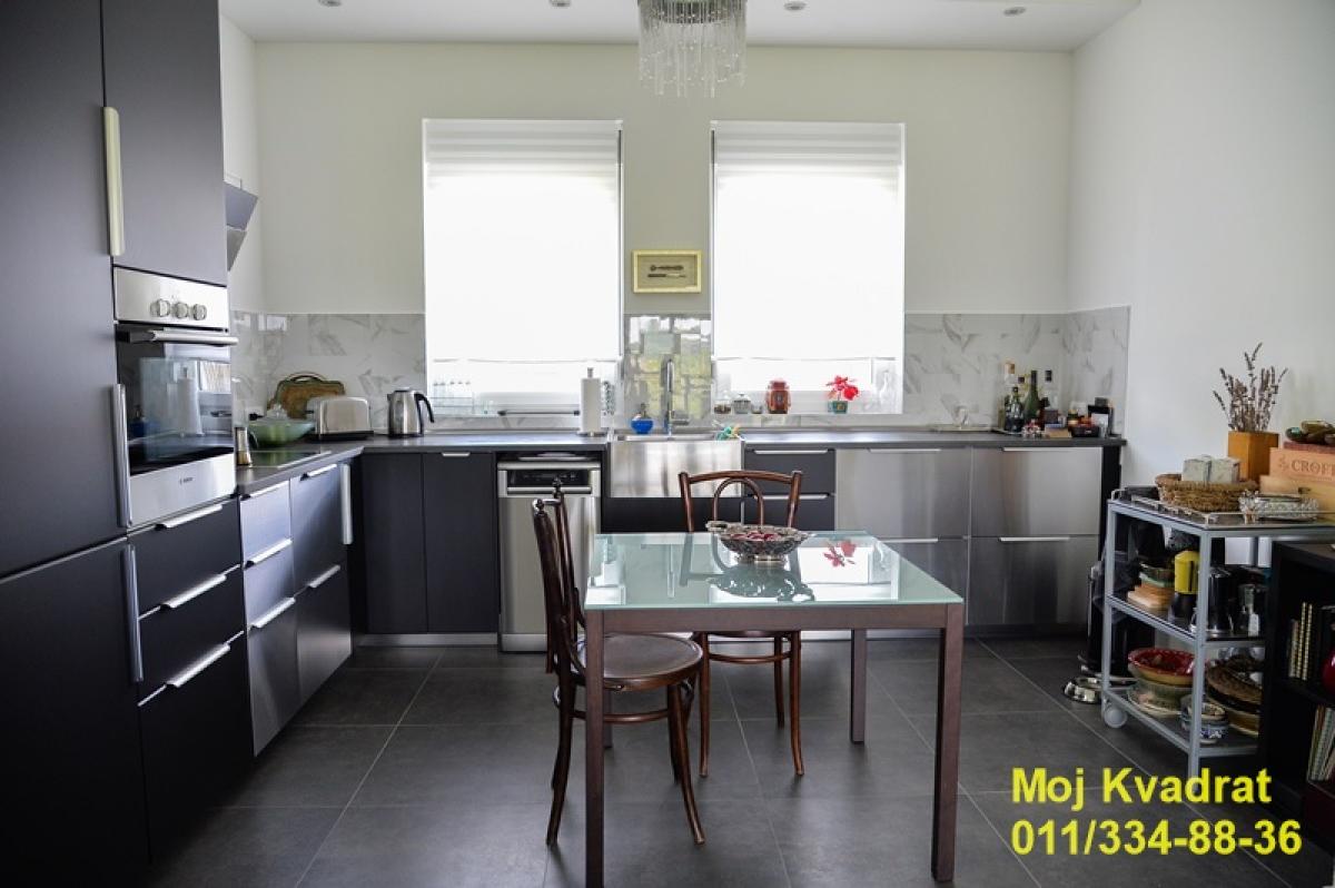 Kuća na prodaju, Rogača, Beograd, 168m², 399.000 €