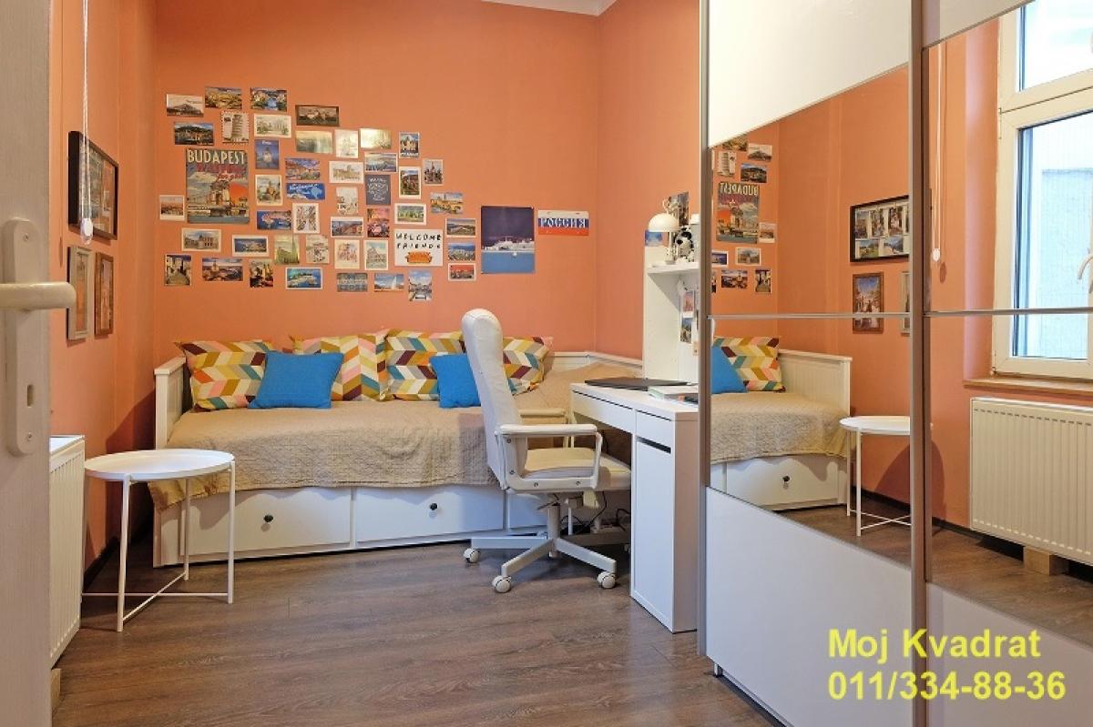 Četvorosoban stan na prodaju, Skadarlija, Beograd, 77m², 2. sprat, 285.000 €