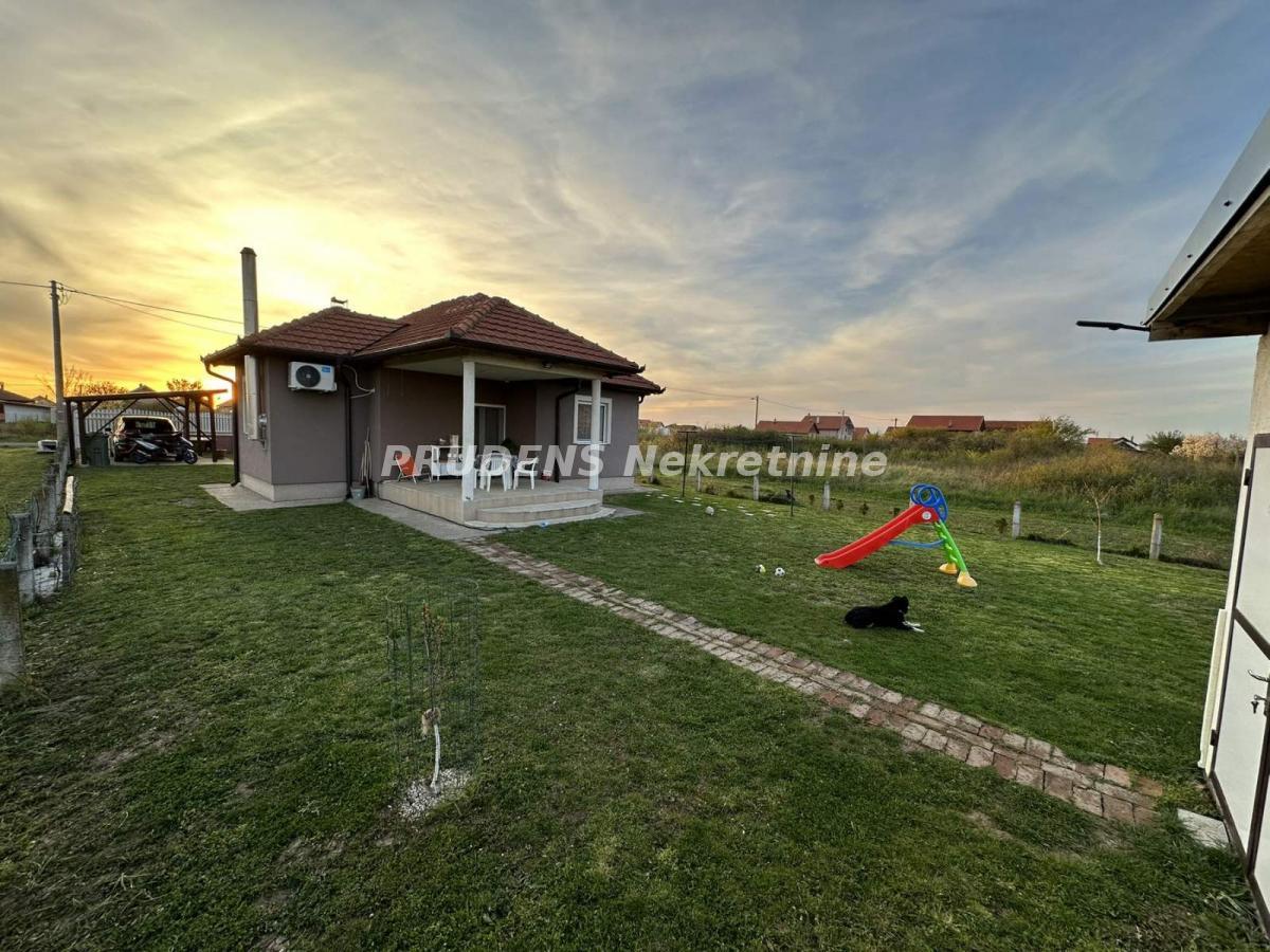 actionimagesite31agencyprudensnekimg4var5ysbha-16 Kuća na prodaju, Dobanovci, Beograd, 110m², 160.000 €
