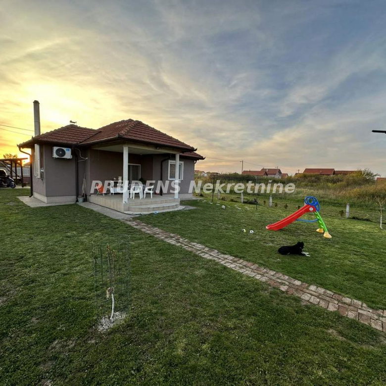 Kuća na prodaju, Dobanovci, Beograd, 110m², 160.000 €