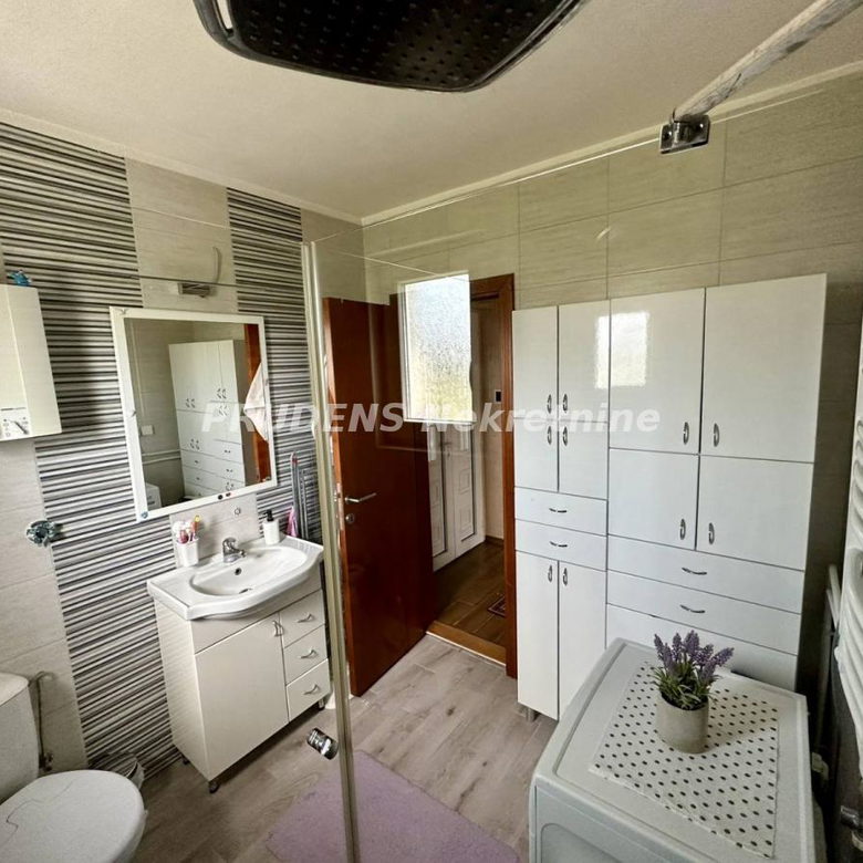 Kuća na prodaju, Dobanovci, Beograd, 110m², 160.000 €