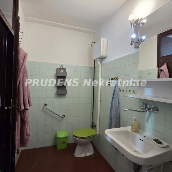 Četvorosoban stan na prodaju, Bulevar Despota Stefana, Beograd, 114m², 350.000 €