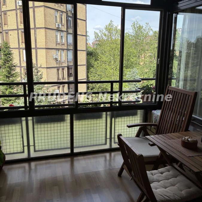 Četvorosoban stan na prodaju, Cerak Vinogradi, Beograd, 94m², 270.000 €