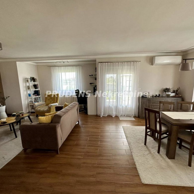 Kuća na prodaju, Dobanovci, Beograd, 110m², 160.000 €