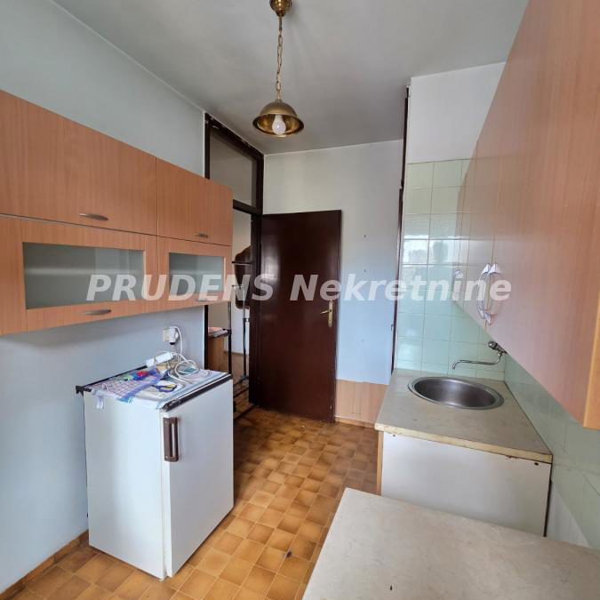 Četvorosoban stan na prodaju, Bulevar Despota Stefana, Beograd, 114m², 350.000 €