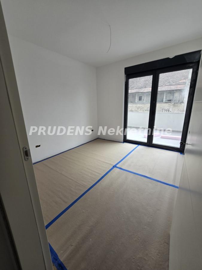 actionimagesite31agencyprudensnekimgbskab2hha6-3 Trosoban stan na prodaju, Banovo Brdo, Beograd, 79.45m², 277.380 €
