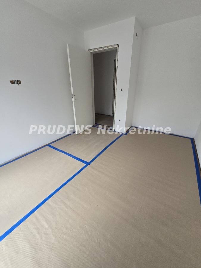 actionimagesite31agencyprudensnekimgcbuaa057ti-5 Trosoban stan na prodaju, Banovo Brdo, Beograd, 79.45m², 277.380 €