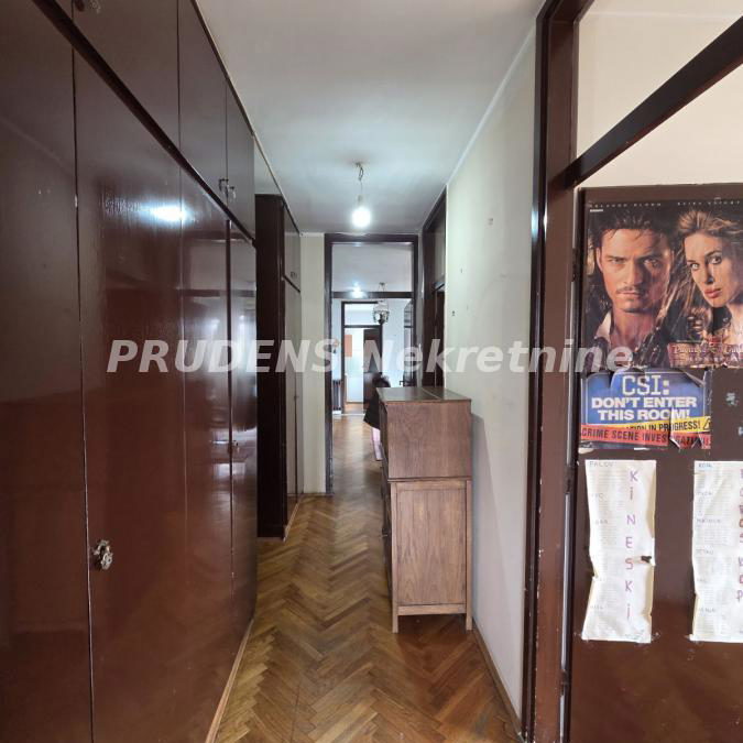 Četvorosoban stan na prodaju, Bulevar Despota Stefana, Beograd, 114m², 350.000 €