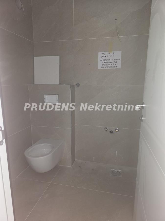 actionimagesite31agencyprudensnekimgi4b7h6wfh7-7 Trosoban stan na prodaju, Banovo Brdo, Beograd, 79.45m², 277.380 €