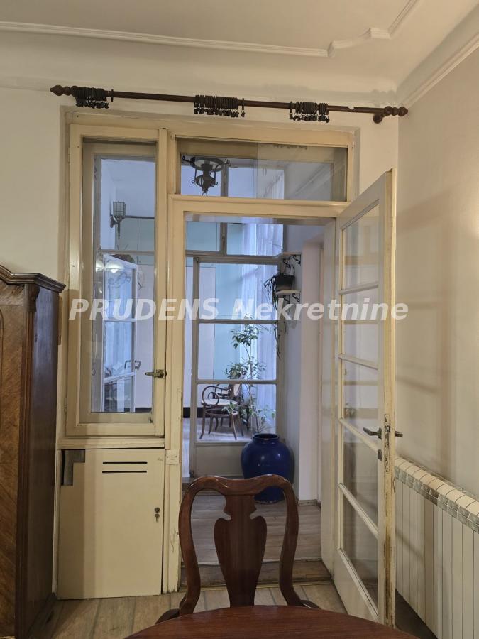 Dvoiposoban stan na prodaju, Takovska, Beograd, 65m², 239.000 €