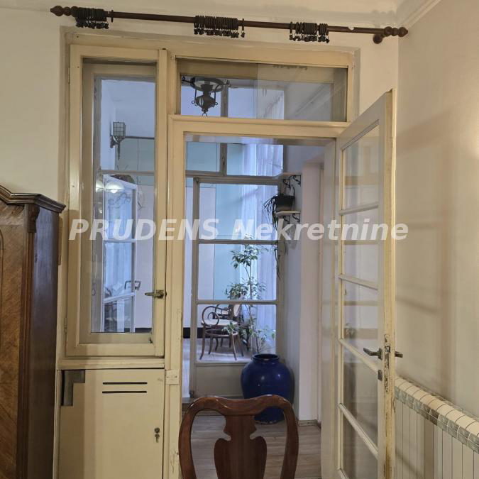 Dvoiposoban stan na prodaju, Takovska, Beograd, 65m², 239.000 €