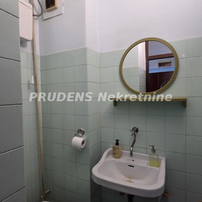 Četvorosoban stan na prodaju, Bulevar Despota Stefana, Beograd, 114m², 350.000 €