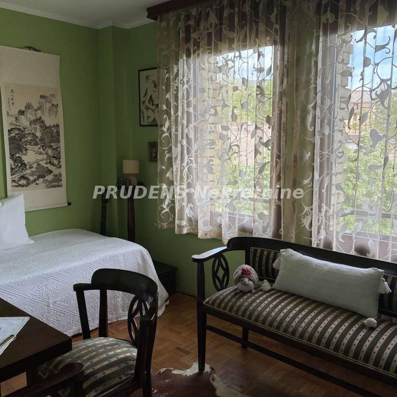 Četvorosoban stan na prodaju, Cerak Vinogradi, Beograd, 94m², 270.000 €