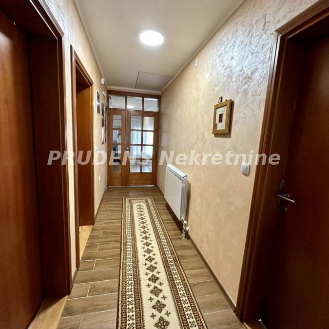 Kuća na prodaju, Dobanovci, Beograd, 110m², 160.000 €