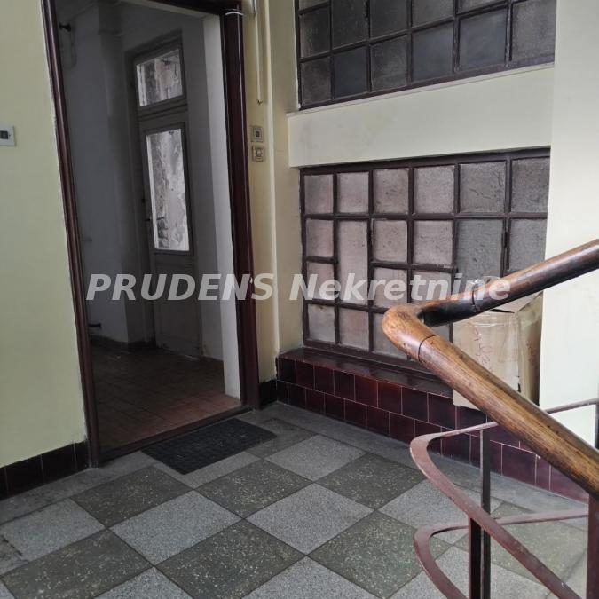 Trosoban stan na prodaju, Skupština, Beograd, 80m², 240.000 €