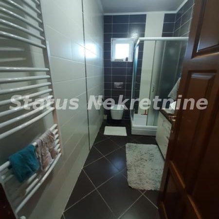 Kuća na prodaju, Tatarsko Brdo, Novi Sad, 582m², 750.000 €