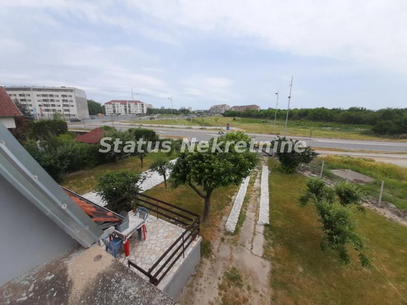 Kuća na prodaju, Novo Naselje, Novi Sad, 242m², 288.400 €