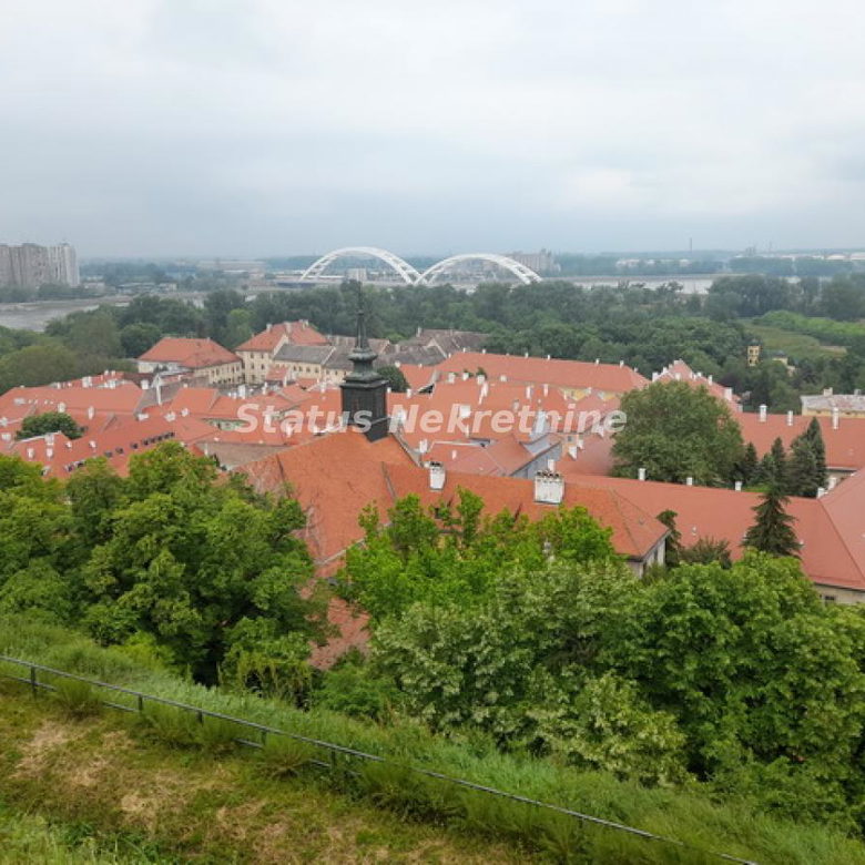 Četvorosoban stan na prodaju, Petrovaradin, Novi Sad, 188m², 329.600 €