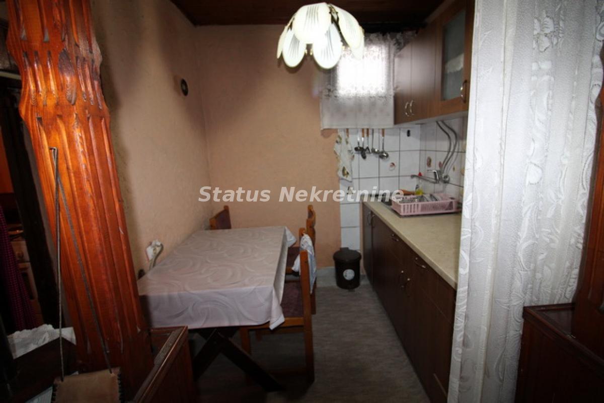 Kuća na prodaju, Titel, 115m², 47.500 €