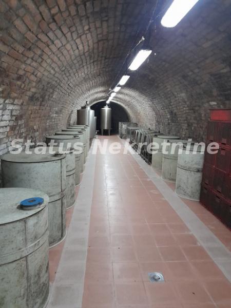 Lokal na prodaju, Sremski Karlovci, 500m², 257.500 €
