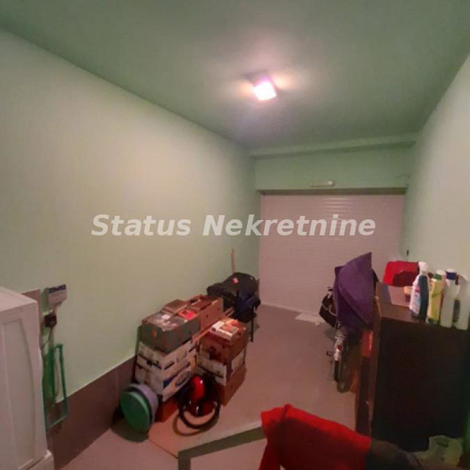 Trosoban stan na prodaju, Grbavica, Novi Sad, 54m², 184.650 €