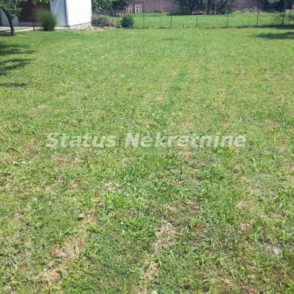 Kuća na prodaju, Futog, Novi Sad, 300m², 216.300 €