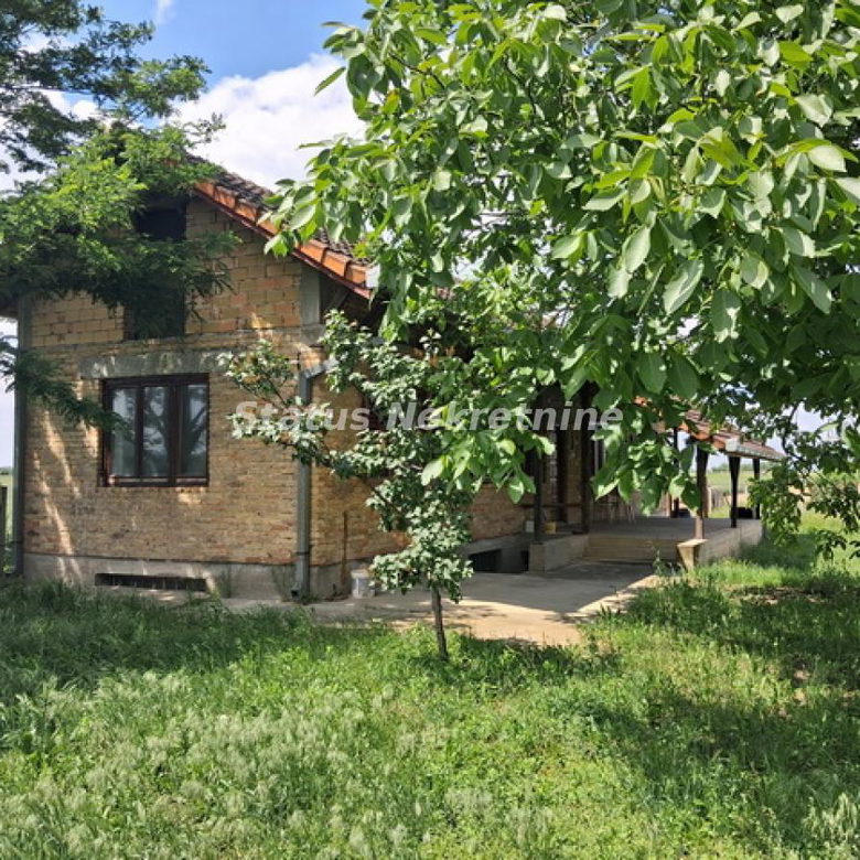 Kuća na prodaju, Futog, Novi Sad, 118m², 484.100 €