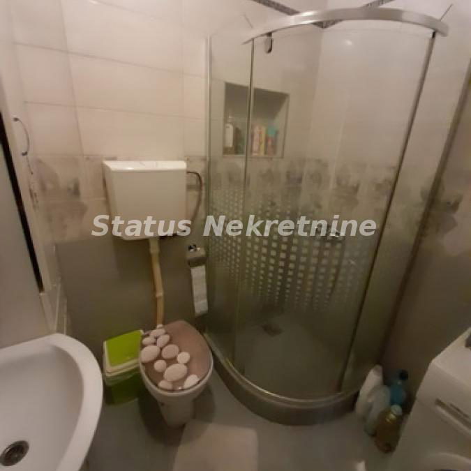 Trosoban stan za izdavanje, Avijatičarsko Naselje, Novi Sad, 78m², 1.050 €/mes