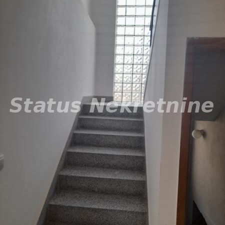 Kuća na prodaju, Futog, Novi Sad, 250m², 412.000 €