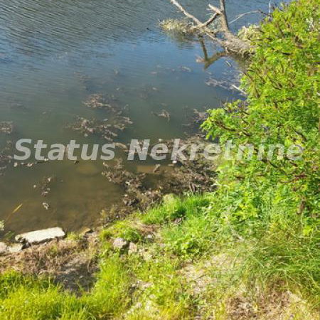 Kuća na prodaju, Šid, 194m², 155.000 €