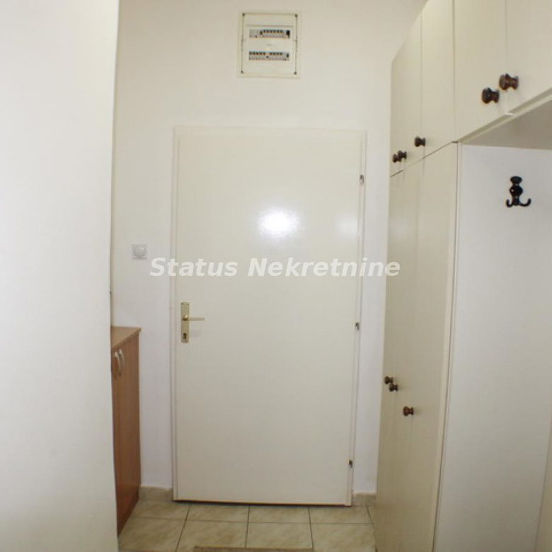 Trosoban stan na prodaju, Zrenjanin, 67m², 68.000 €