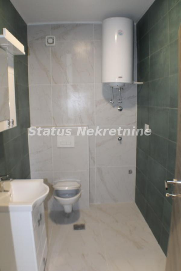 Četvorosoban stan na prodaju, Petrovaradin, Novi Sad, 78m², 161.000 €