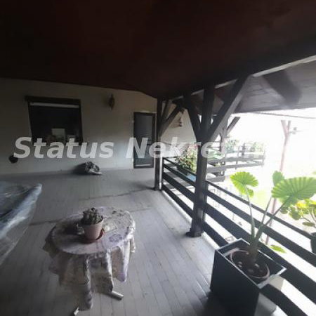Kuća na prodaju, Futog, Novi Sad, 200m², 216.000 €